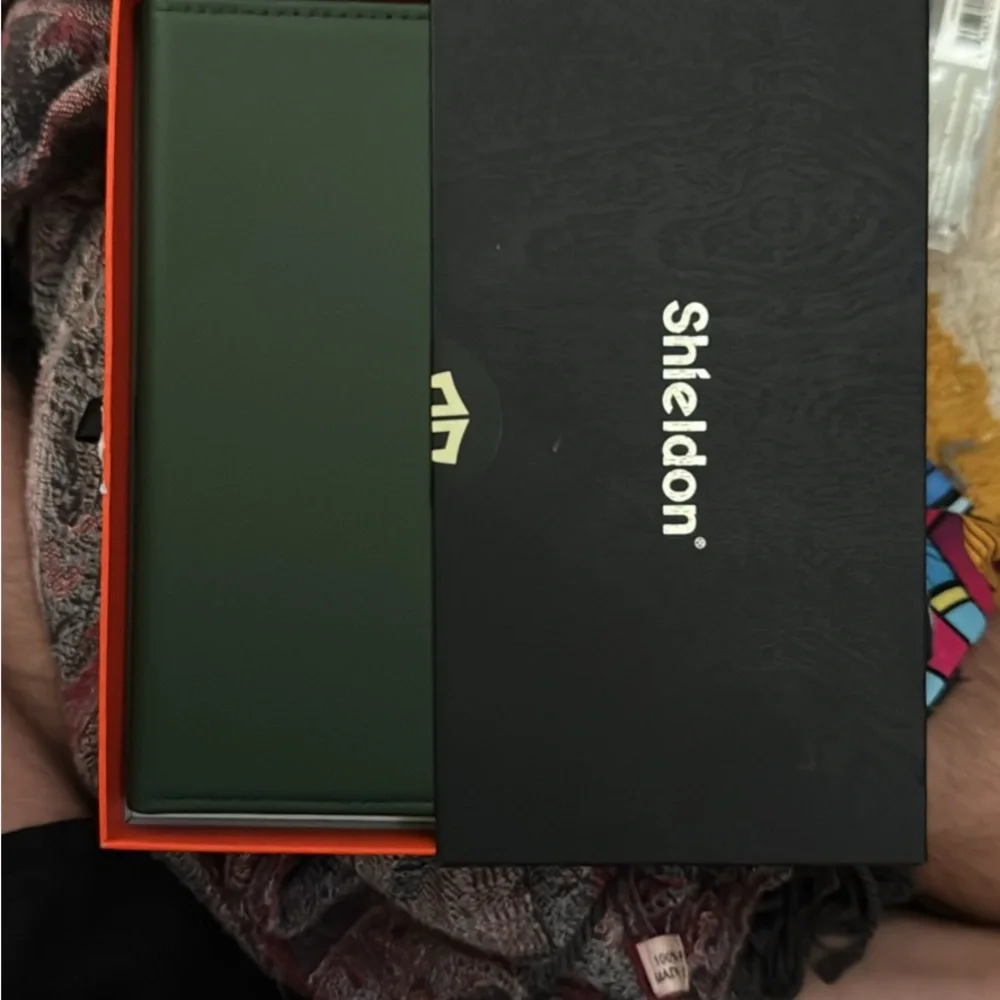 Green Leather Wallet Case